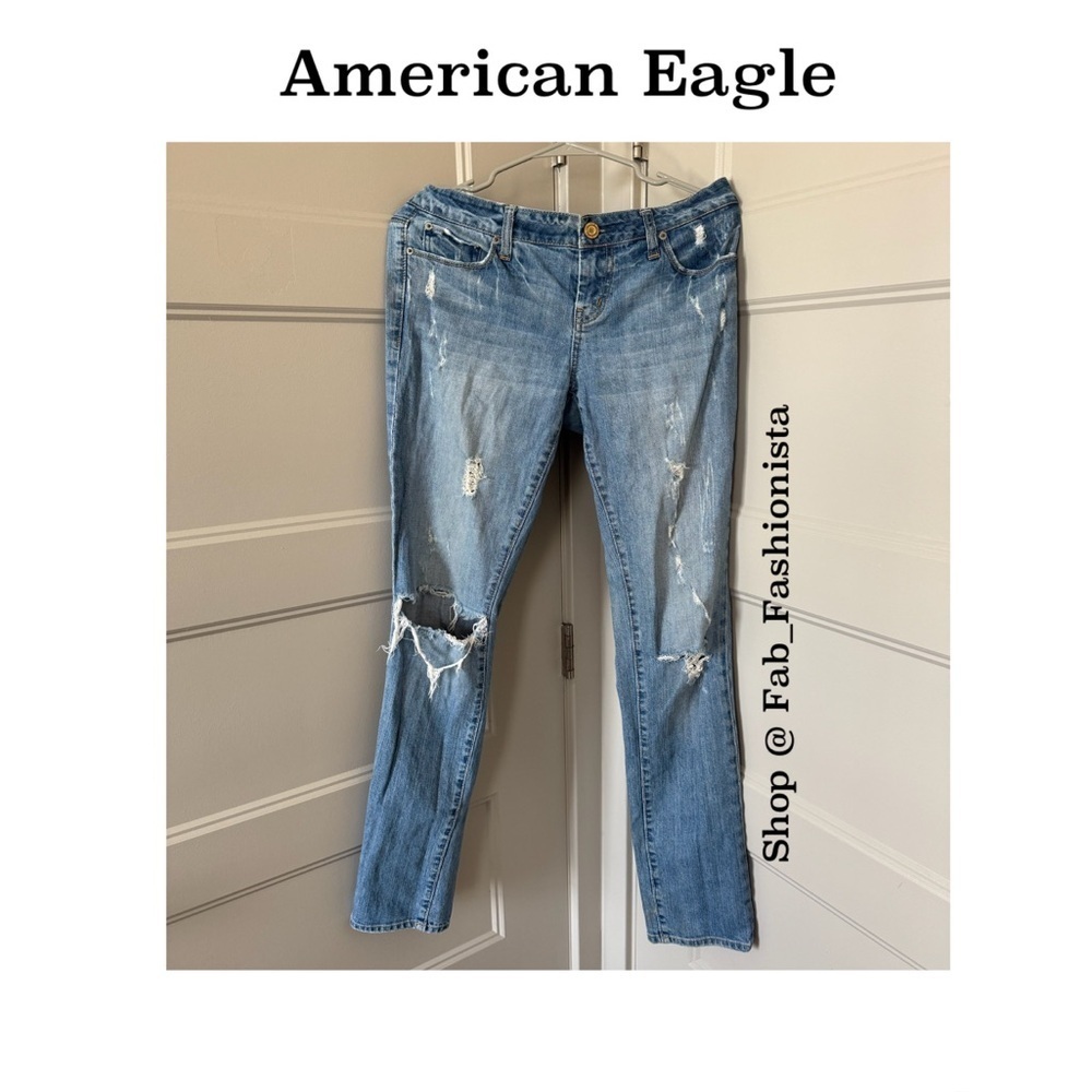 American Eagle Distressed Jeans